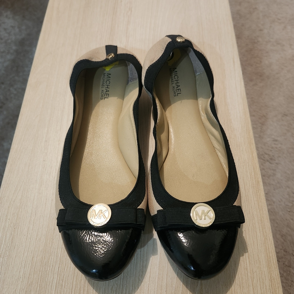 Michael Kors Black and Cream Ballet Flats